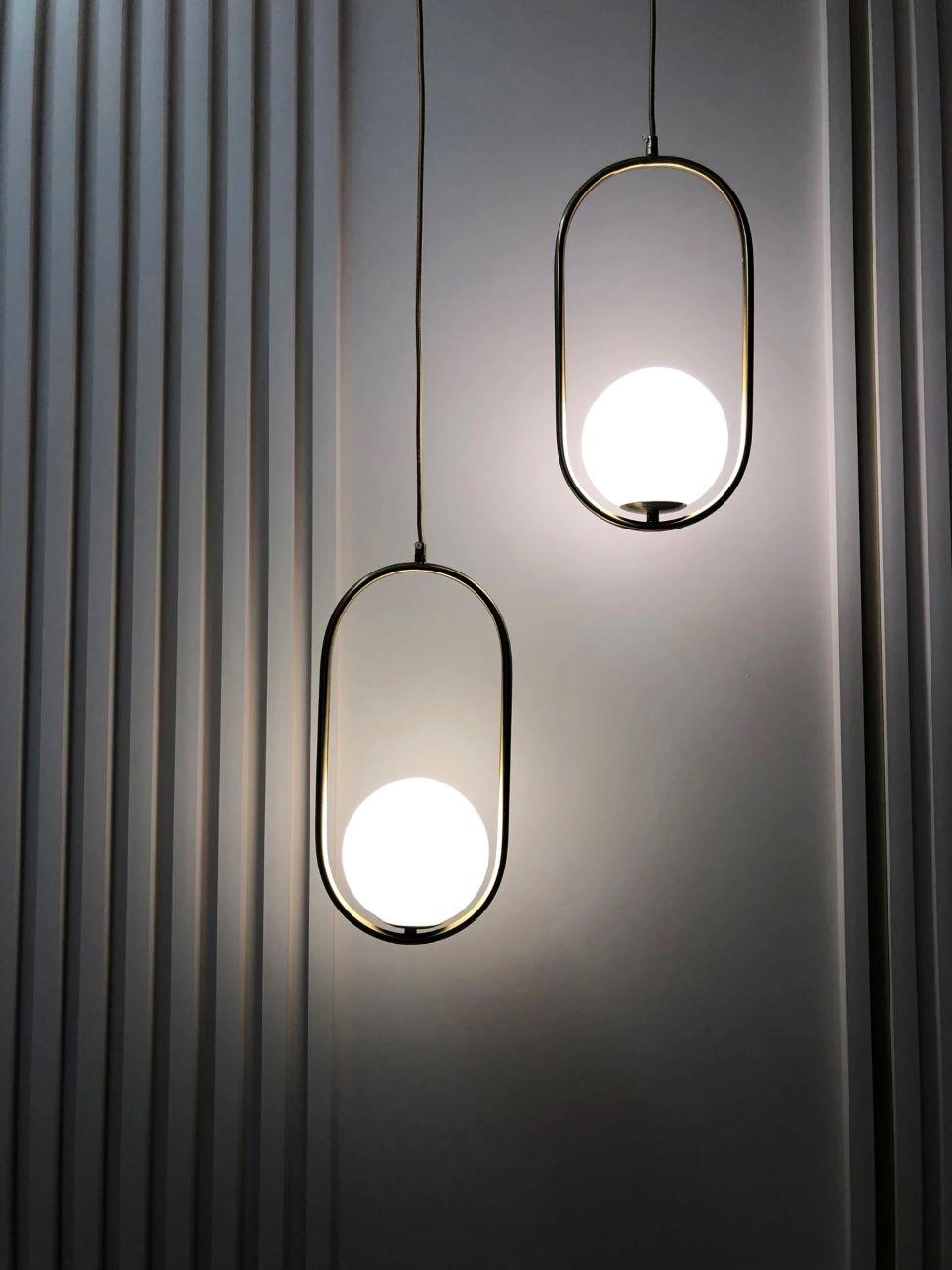 Glass Ball LED Pendant Light / Ruchi