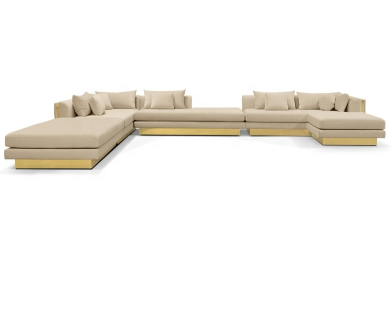 Fabric Upholstered Sectional Sofa / Ruchi