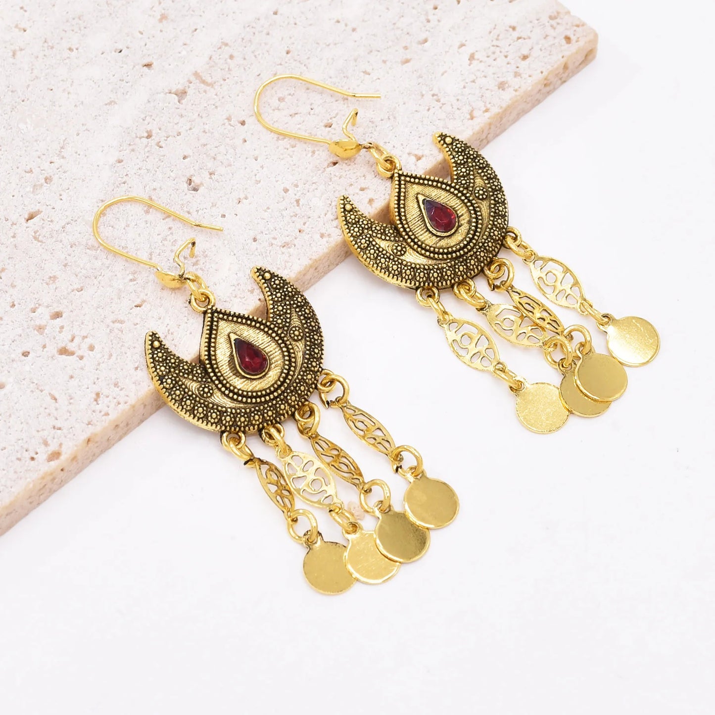 Bohemian Croissant Shaped Ethnic Necklace Set / Ruchi