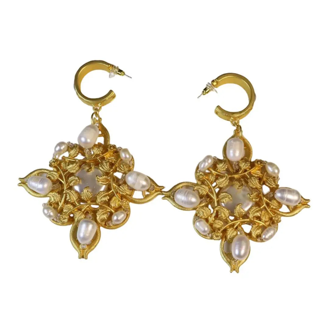 French Vintage Electroplated Pearl Stud Necklace Set / Ruchi