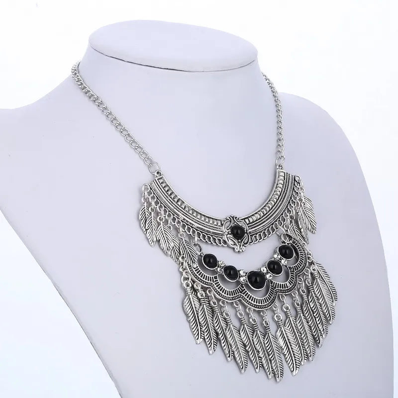 Leaf Shaped Vintage Necklace For Women / Ruchi
