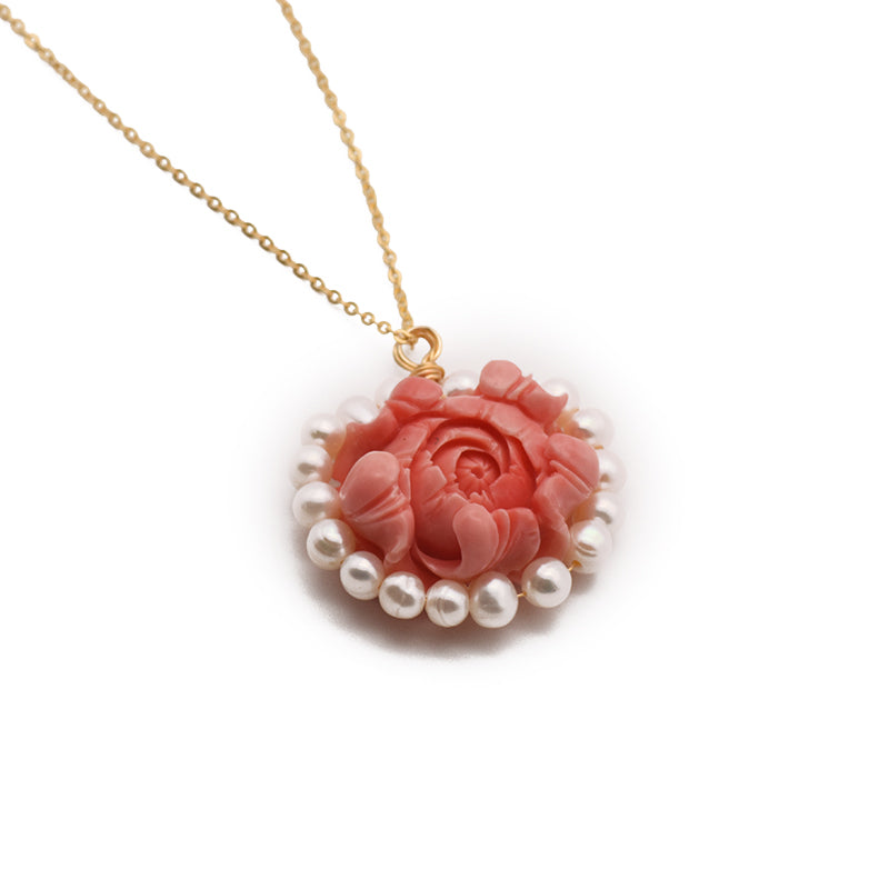 Pink Rose Pearl Petal Necklace / Ruchi