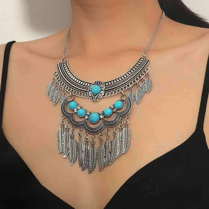 Leaf Shaped Vintage Necklace For Women / Ruchi