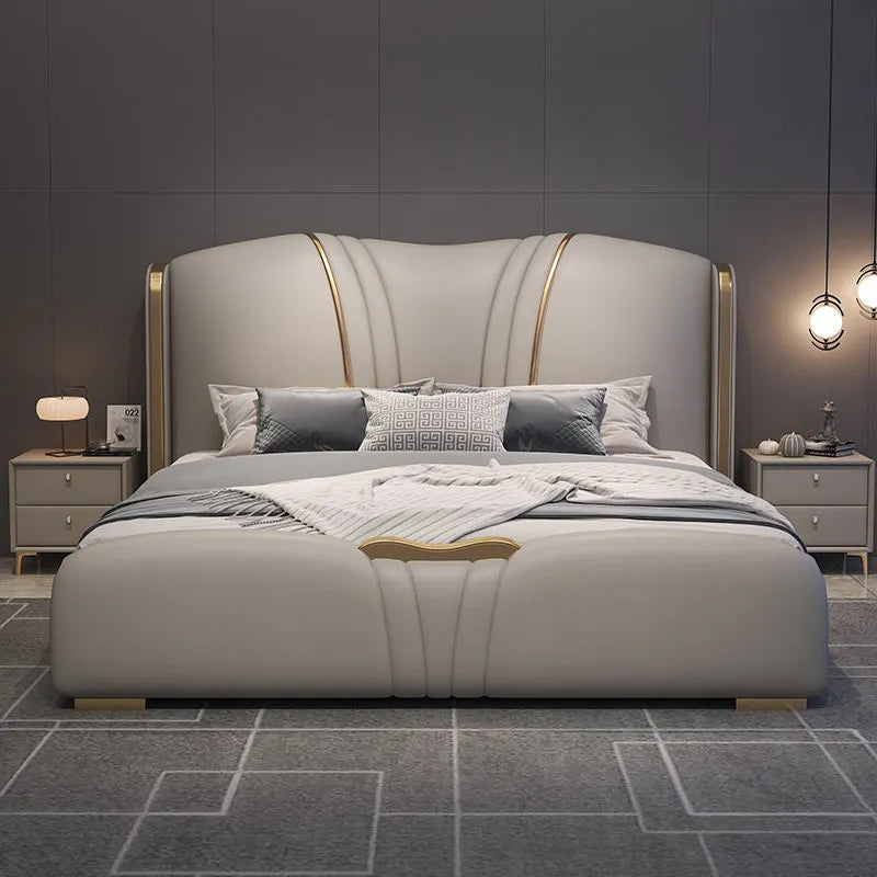 Modern Luxury Leather Bed / Ruchi
