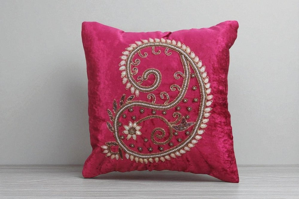 Pink Velvet Cushion Cover Set / Ruchi