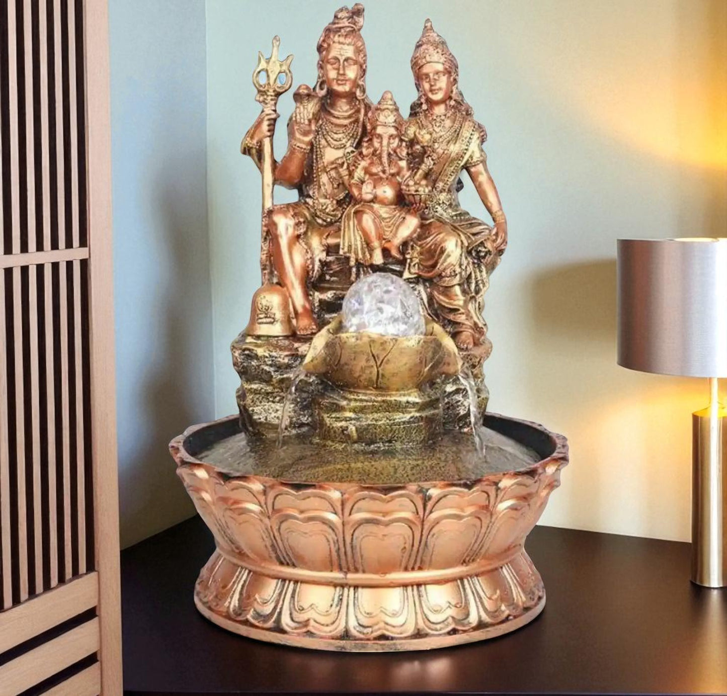 Resin Fountain with Statue Decor / Ruchi