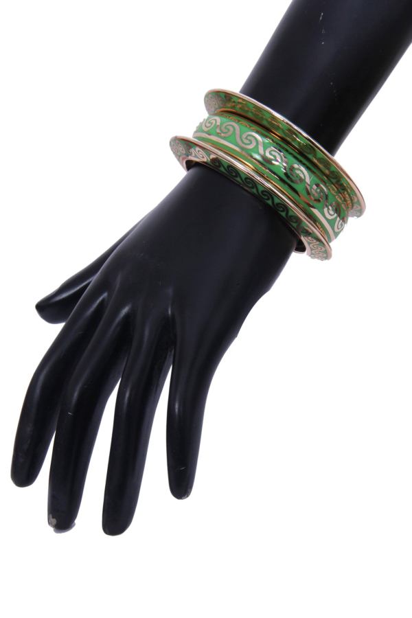 Indian Women Metal Bangles Set / Ruchi