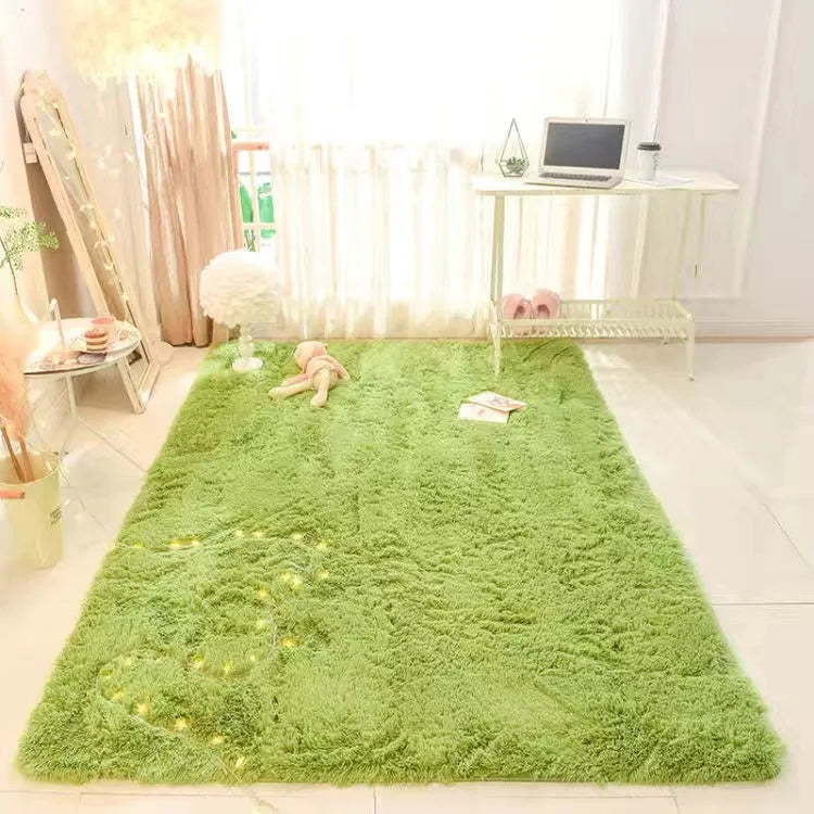 Appealing Design Solid Pattern Non-Slip Polyester Area Rug / Ruchi