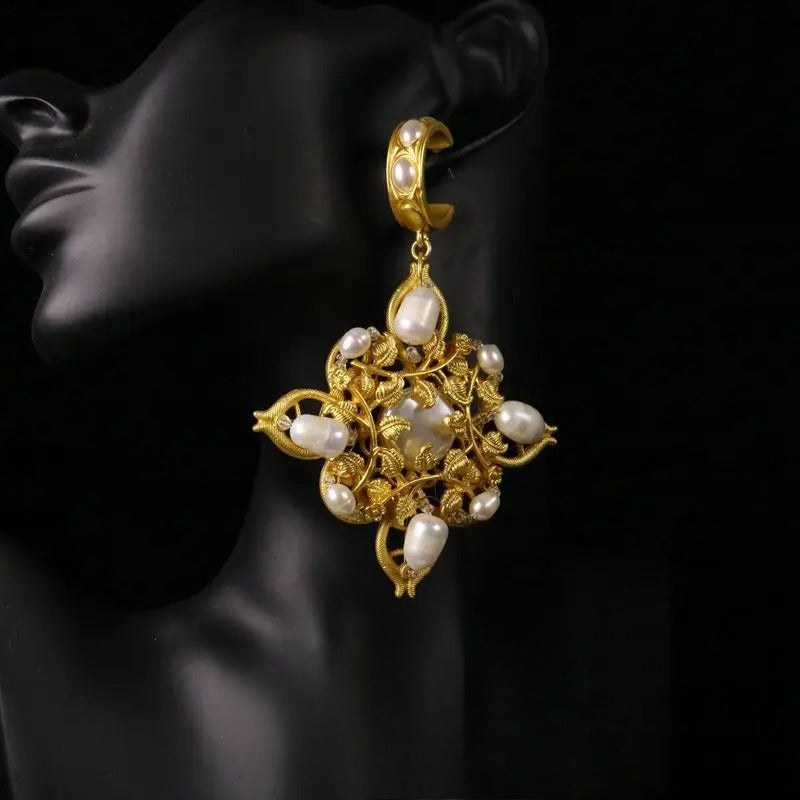 French Vintage Electroplated Pearl Stud Necklace Set / Ruchi