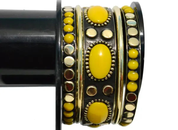 Black and Gold Stone Bracelet / Ruchi