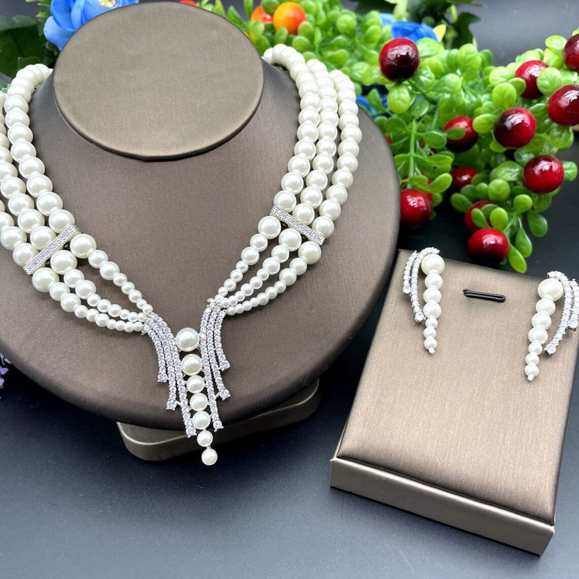 Pearl Jewelry Set For Wedding / Ruchi
