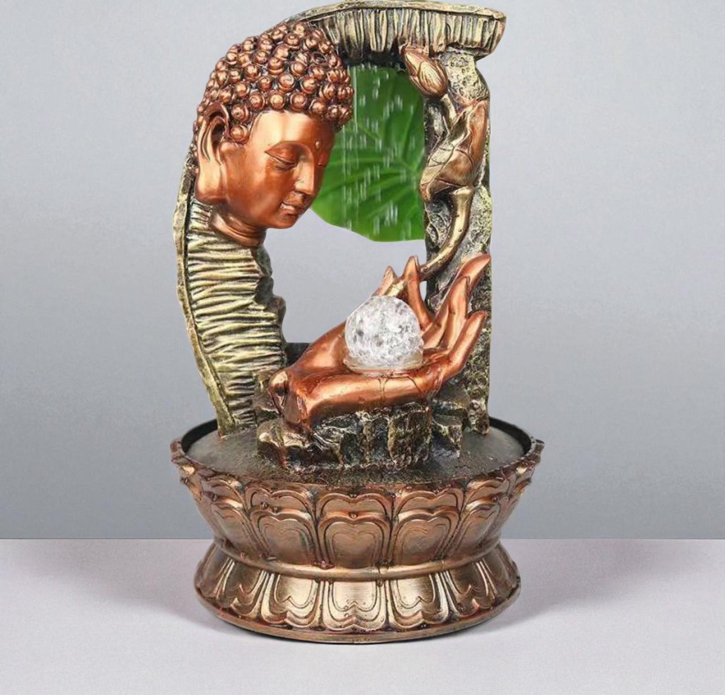Vintage Resin Aquatic Home Fountain / Ruchi