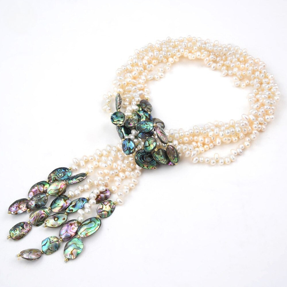 Women's Vintage Pearl Necklace / Ruchi