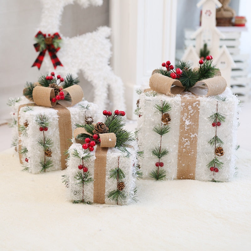 Set Of 3 Metal Christmas Gift Boxes / Ruchi