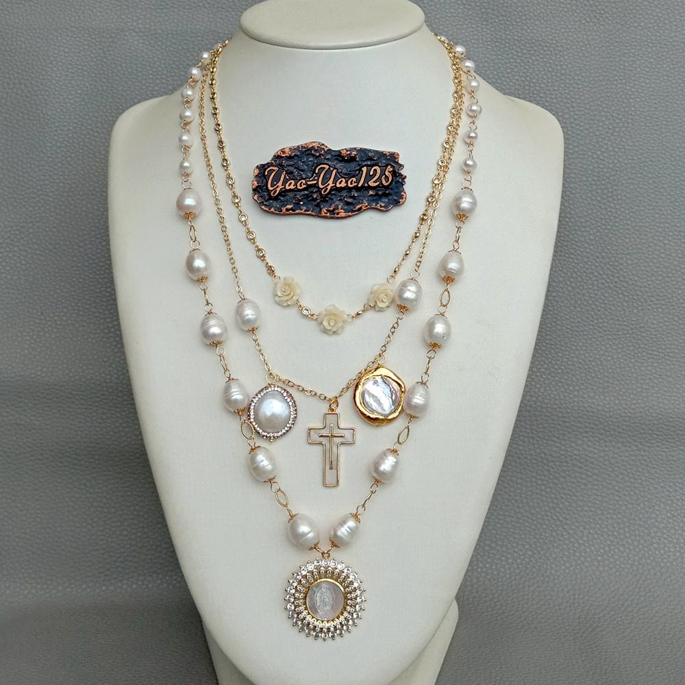 White Pearl Cross Necklace / Ruchi