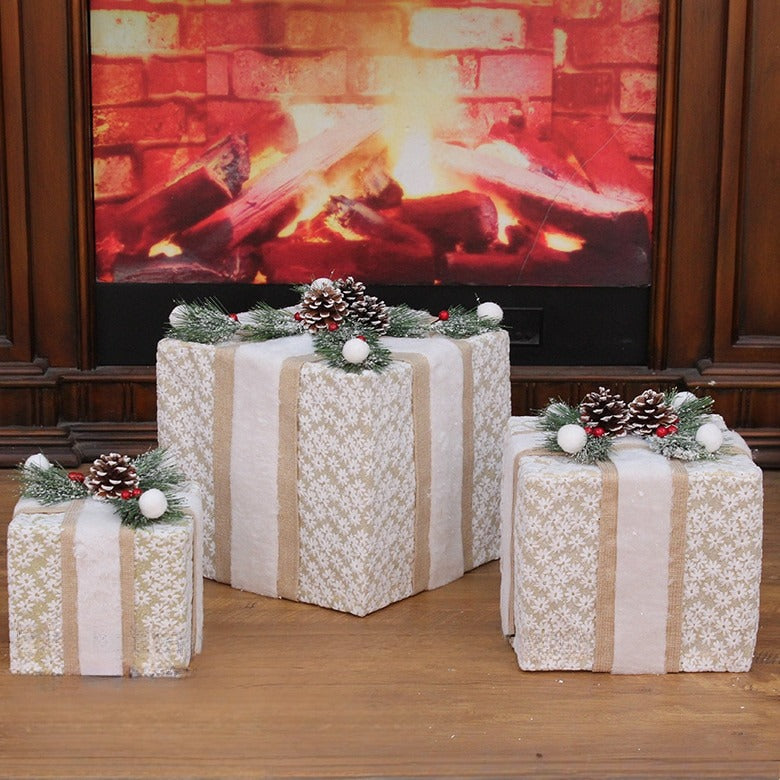 Set Of 3 Metal Christmas Gift Boxes / Ruchi