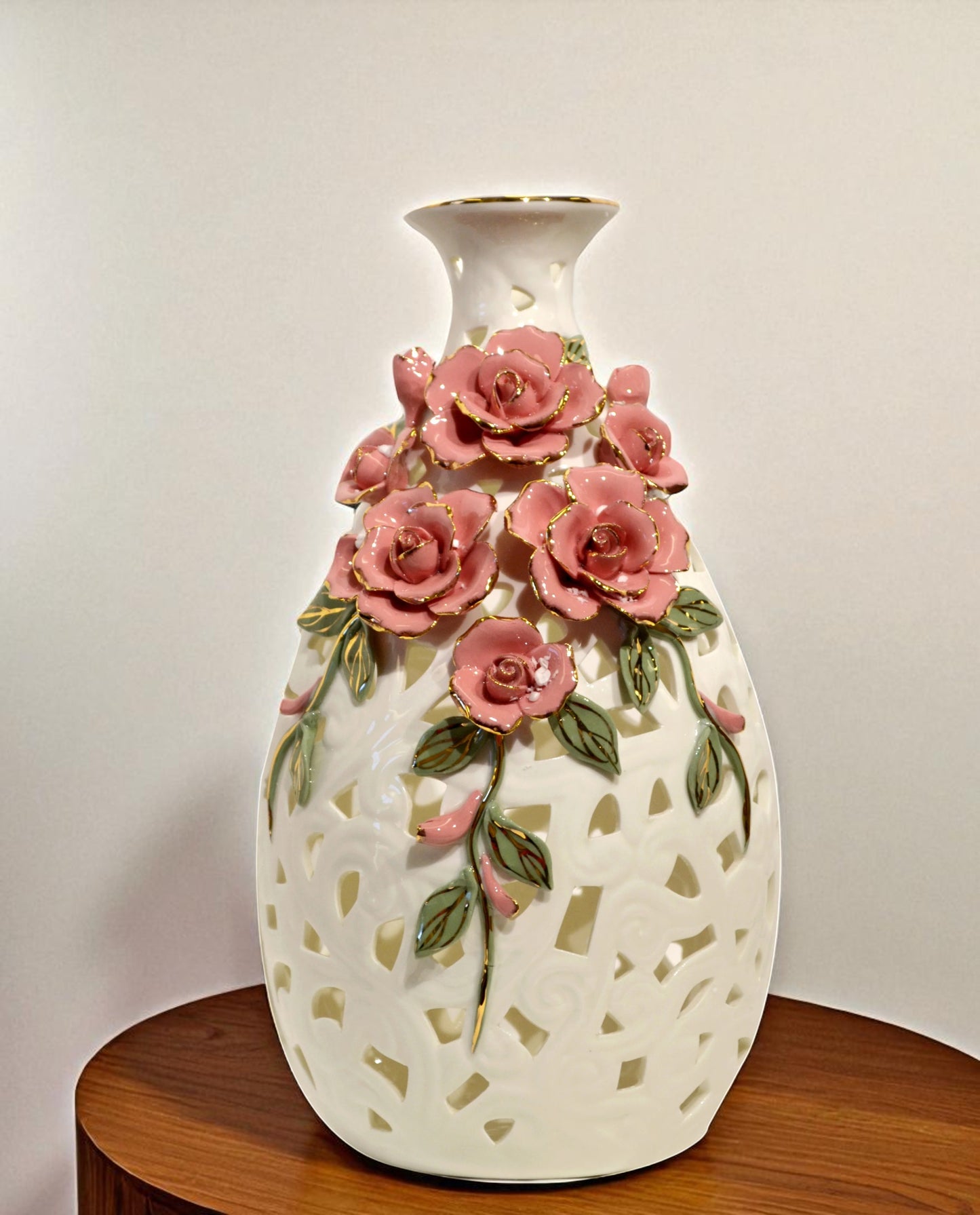 Pink Rose Decorative Ceramic Flower Vase / Ruchi