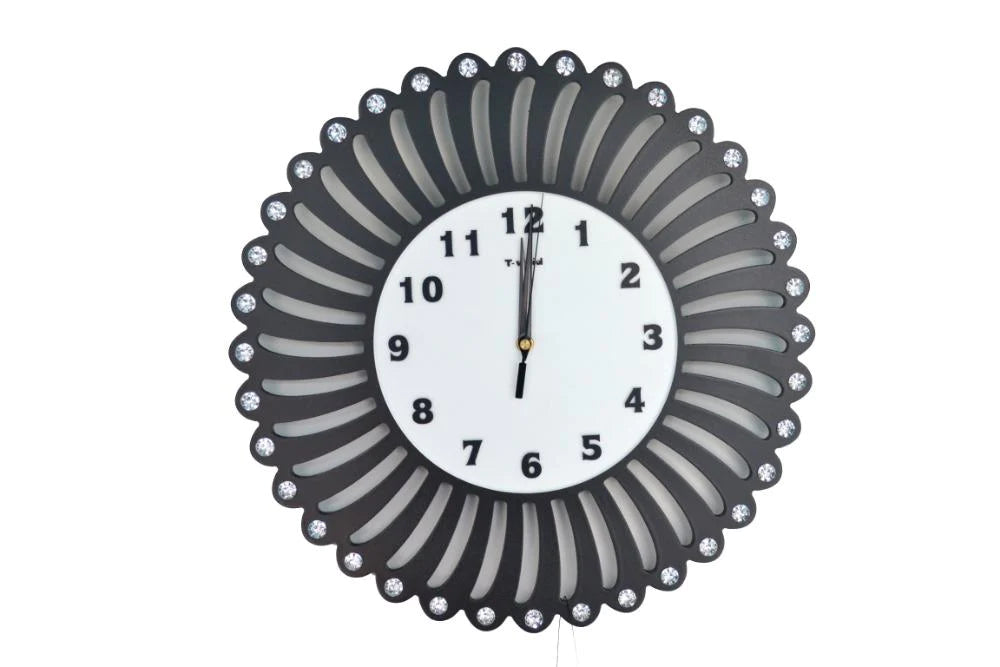 Modern Digital Quartz Glass Clock / Ruchi