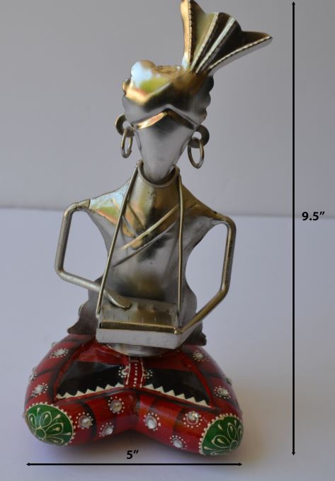 Outstanding Hand Curated Decorative Metal Show Piece / Ruchi