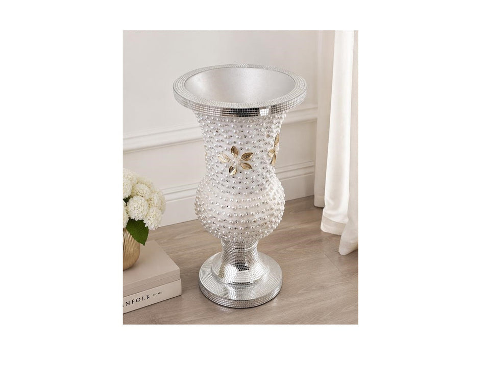 Floor Vases That Make a Statement: Styling Tall Spaces with Elegance
