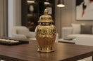 Decorating with Elegant Vases for a Luxurious Look