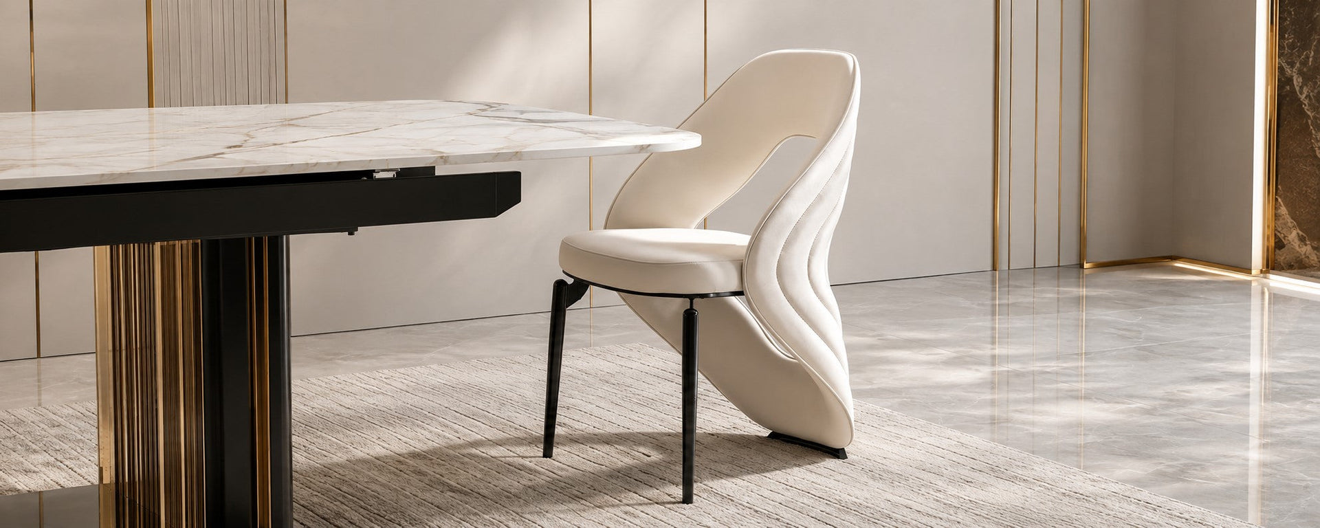 Dining Chairs / Ruchi