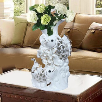 Vase / Ruchi