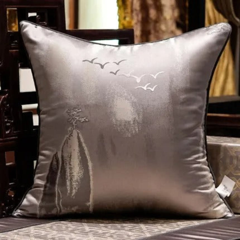 Embroidered Jacquard Polyester Pillow Case / Ruchi