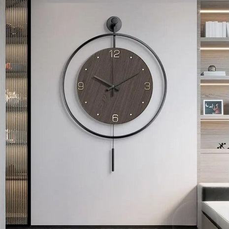 Modern Minimalistic Metal Round Wall Clock / Ruchi