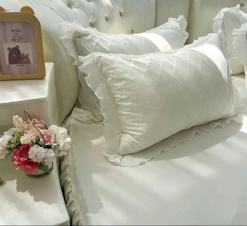 Round Microfiber Fabric Fitted Bedsheet And Bed-Skirt / Ruchi