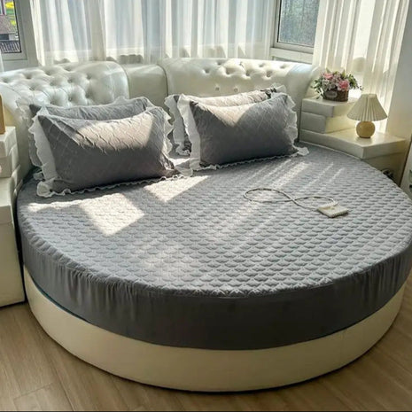Cotton Round Fitted Bedsheet And Pillows / Ruchi