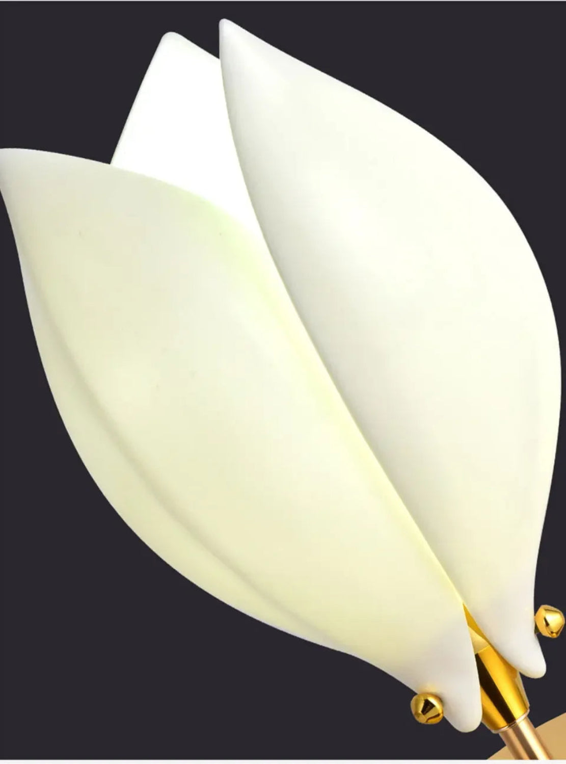 Flower Design LED Table Lamp For Bedroom / Ruchi