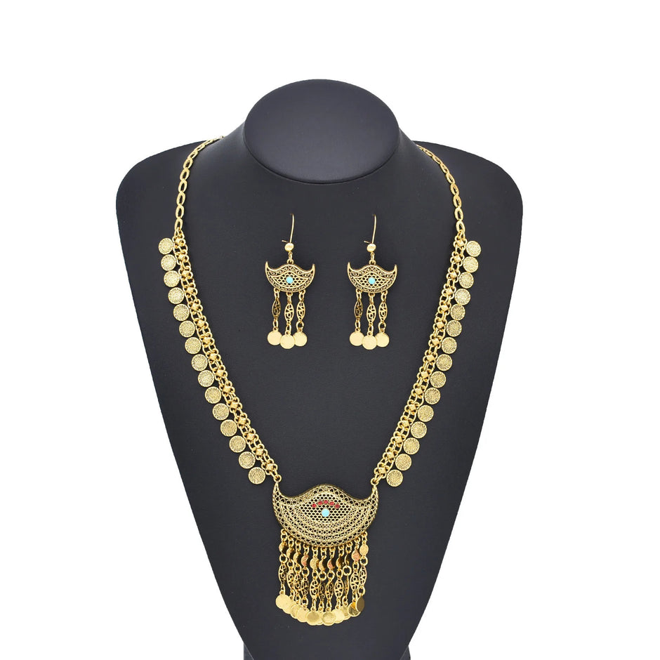 Bohemian Earrings And Necklace Set / Ruchi