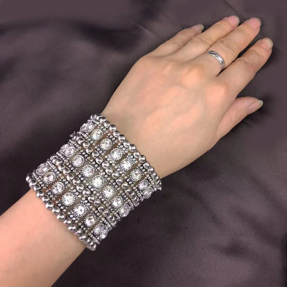 Round Stone Beaded Bracelet For Women / Ruchi
