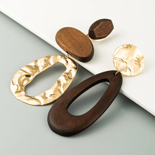 Fashionable Asymmetry Metal Wooden Earring / Ruchi