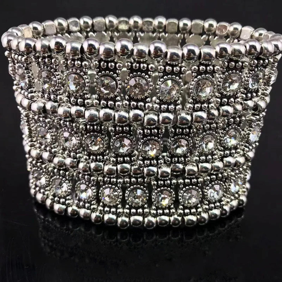 Round Stone Beaded Bracelet For Women / Ruchi