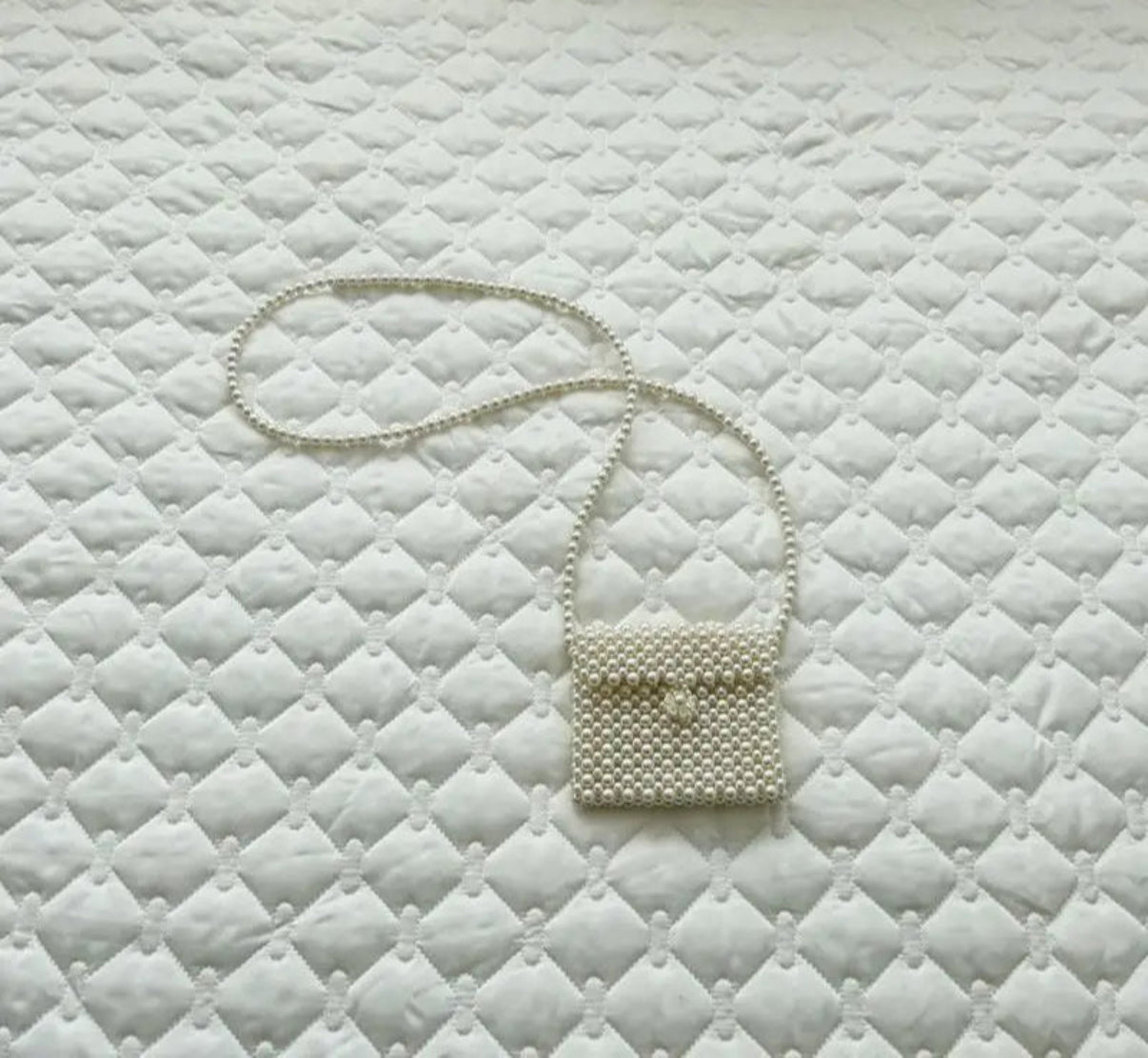 Cotton Round Fitted Bedsheet And Pillows