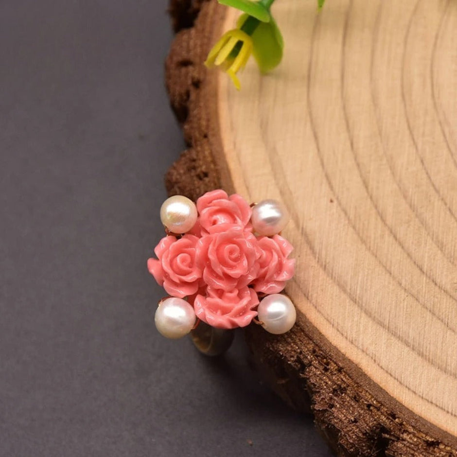 Coral Pendant Design Pearl Metal Ring / Ruchi