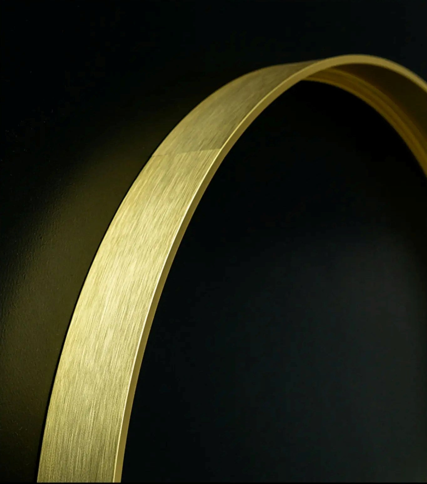 Modern Wall Clock For Living Room / Ruchi
