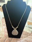 Traditional Ganesha Teardrop Alloy Pendant Necklace / Ruchi