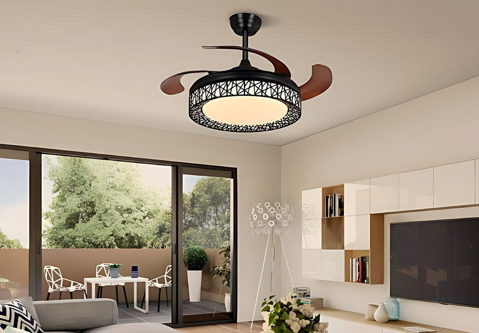 Retractable Ceiling Fan With Light And Remote / Ruchi
