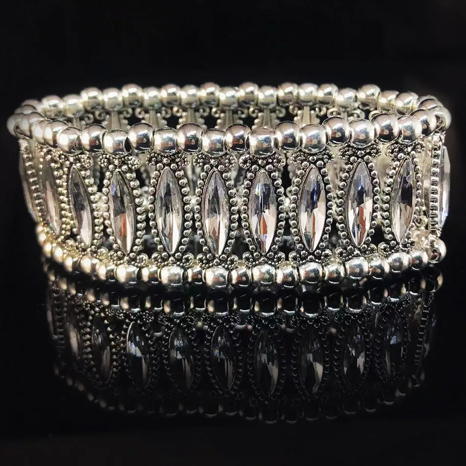 Modern Classic Stone Beaded Bracelet For Women / Ruchi