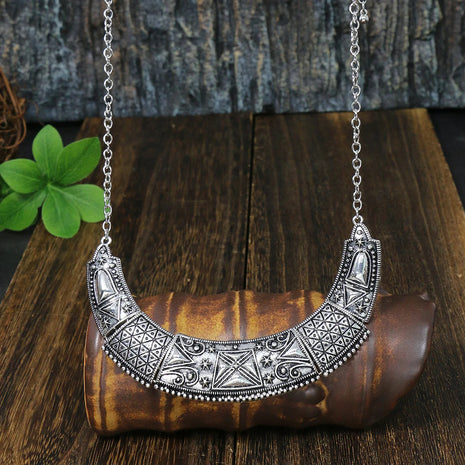 Ethnic Tribal Carved Metal Collar Necklace / Ruchi
