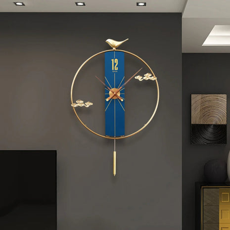 Modern Wall Clock With Pendulum / Ruchi
