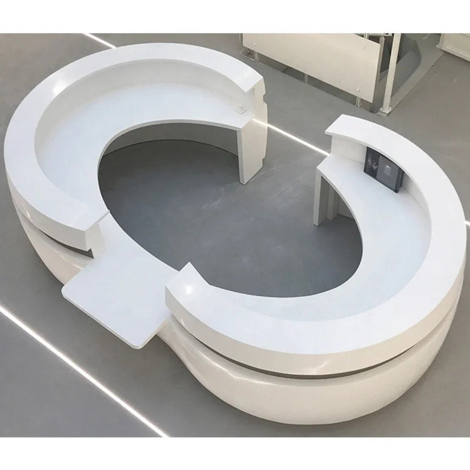 U Shaped Wooden Reception Desk / Ruchi