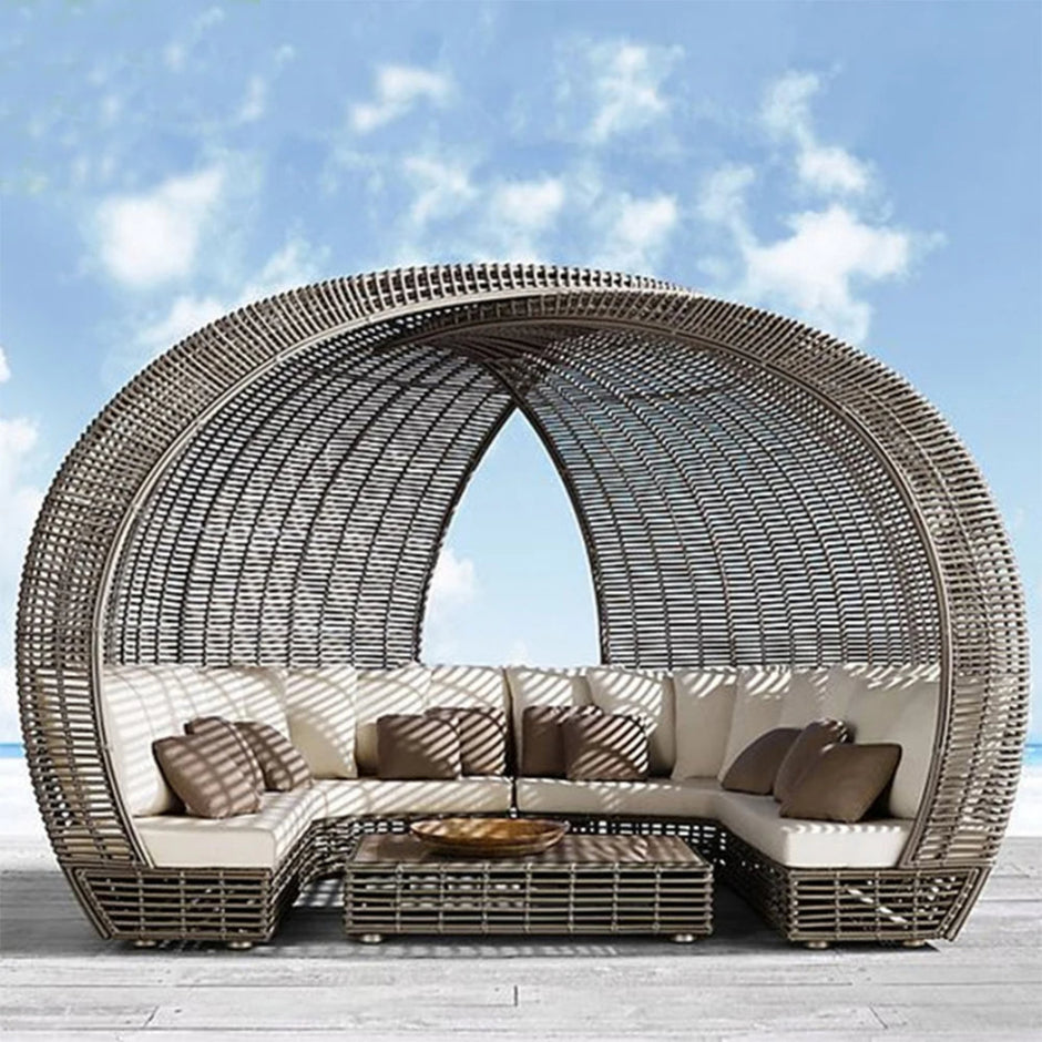 Modern Rattan Patio Sofa / Ruchi