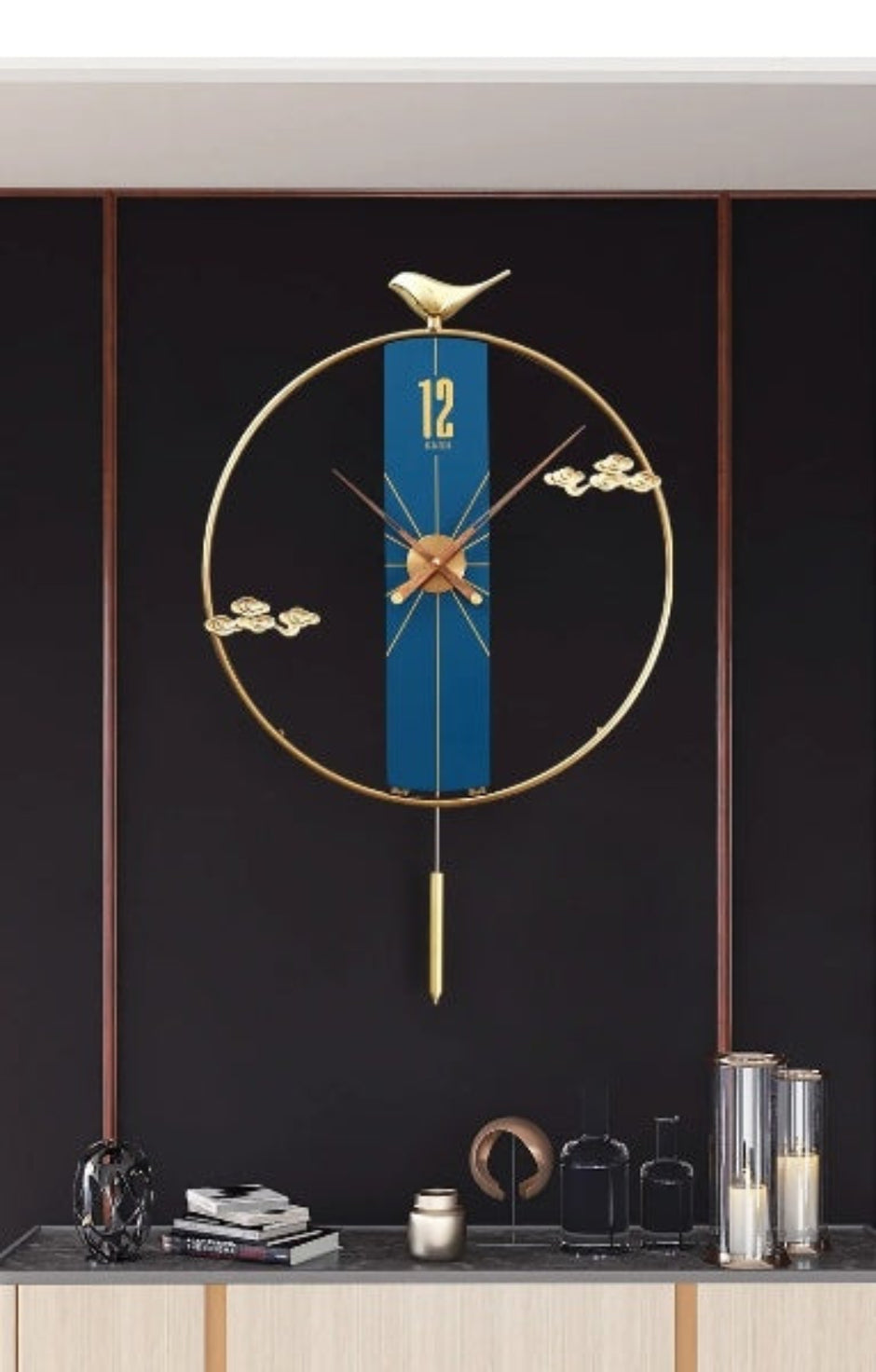 Modern Wall Clock With Pendulum / Ruchi