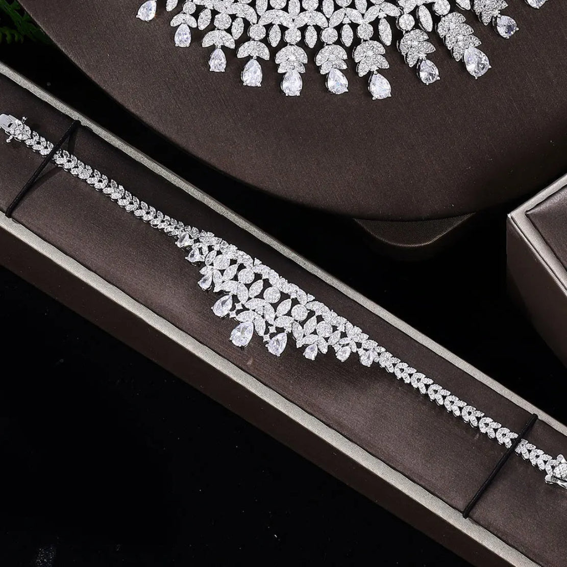 4 Piece Metal Jewelry Necklace Set / Ruchi