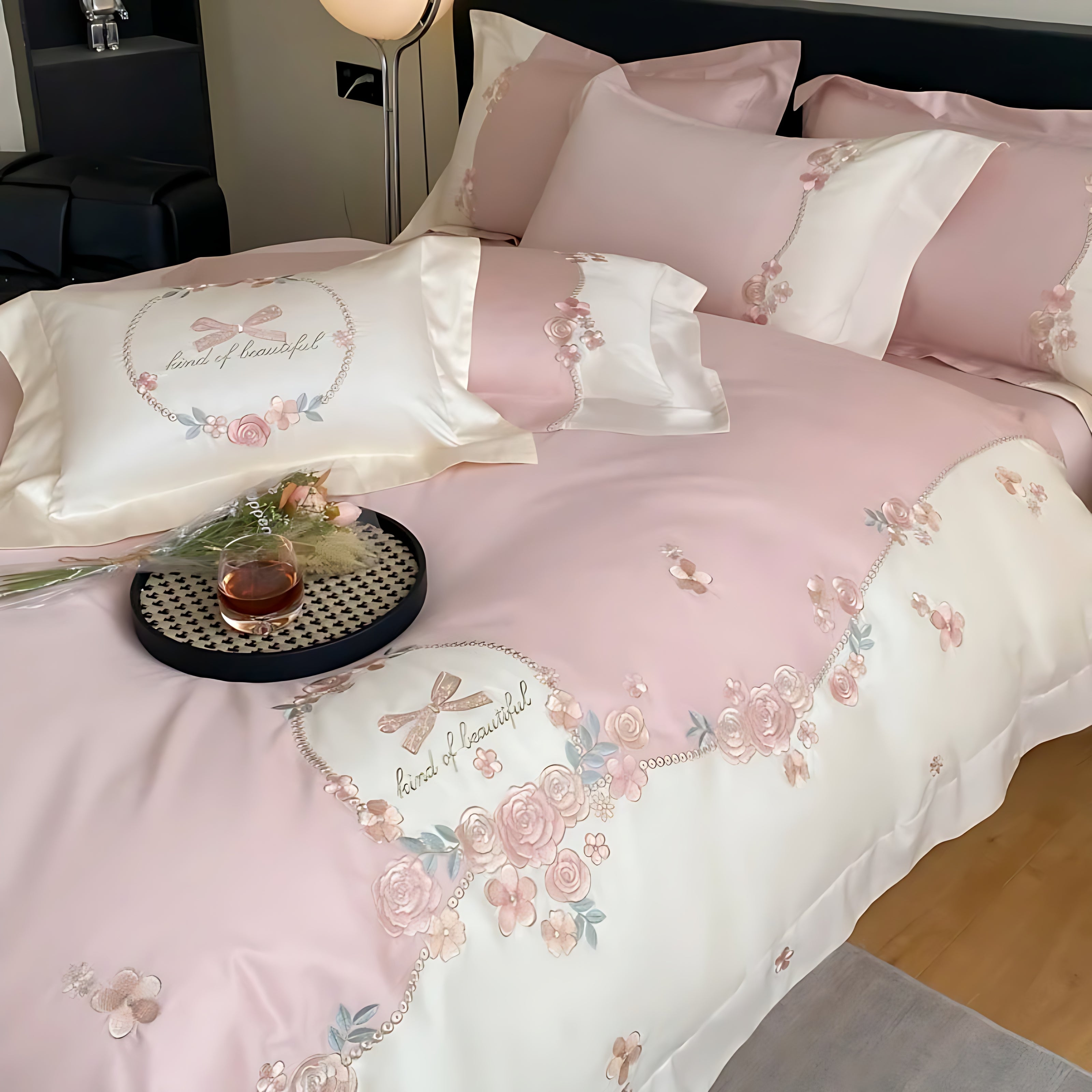 French-Style Fitted Floral Cotton Bedding Set / Ruchi