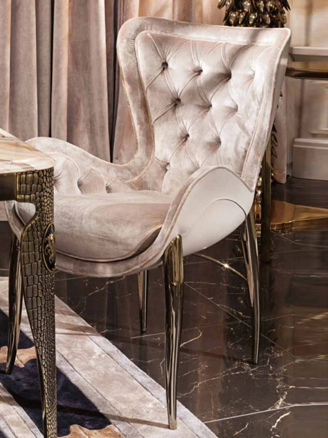 Modern Marble Dining Table Set with Chairs / Ruchi